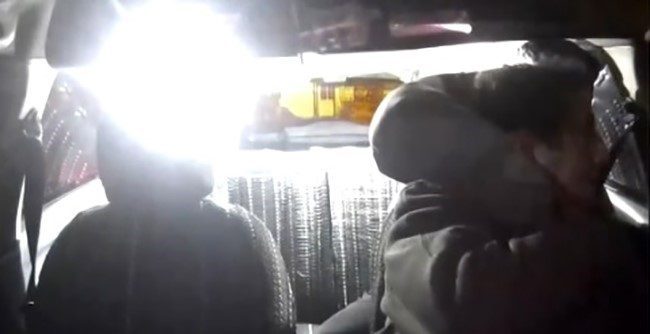 Başına silah dayadığı taksiciye dehşet yaşattı 1 basina silah dayadigi taksiciye dehset yasatti 37b4aa3b2a66 |