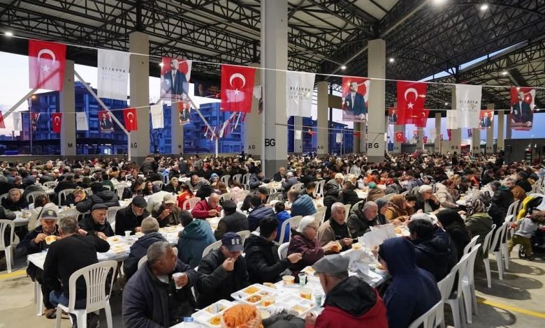baskan ergin ilk iftari vatandaslarla acti f3ff335b3a36 |
