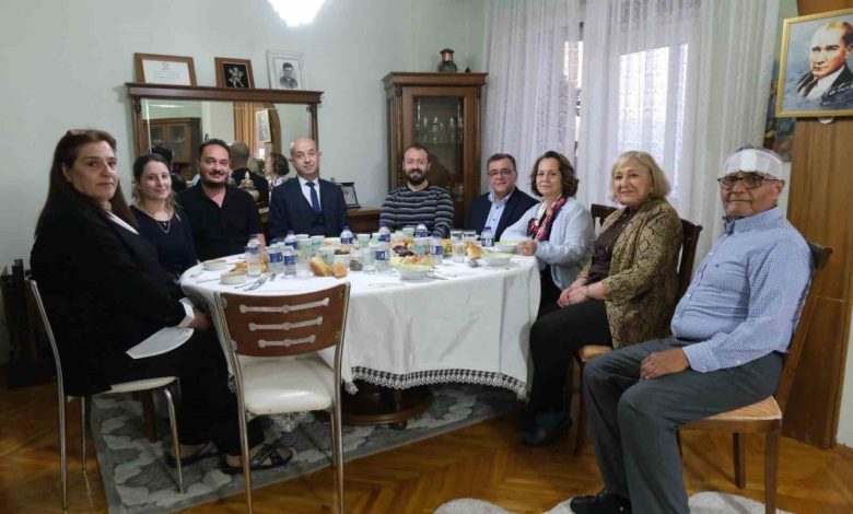 baskan hakan sehirliden esnaf ziyareti a31ffa3501ea |