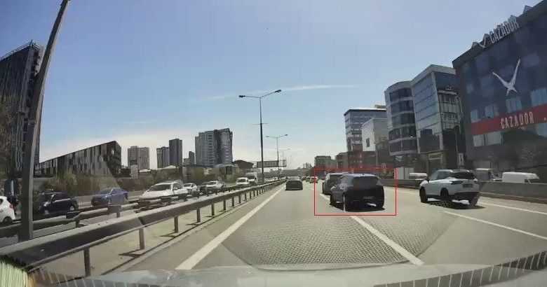 bayram gunu makas atan surucu kamerada 618f51be8415 |