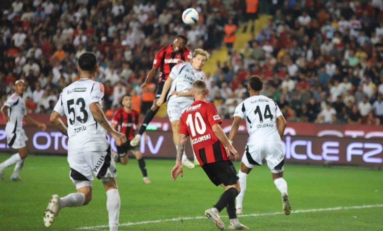 besiktas ile gaziantep fk 12 randevuda 7b9377925514 |