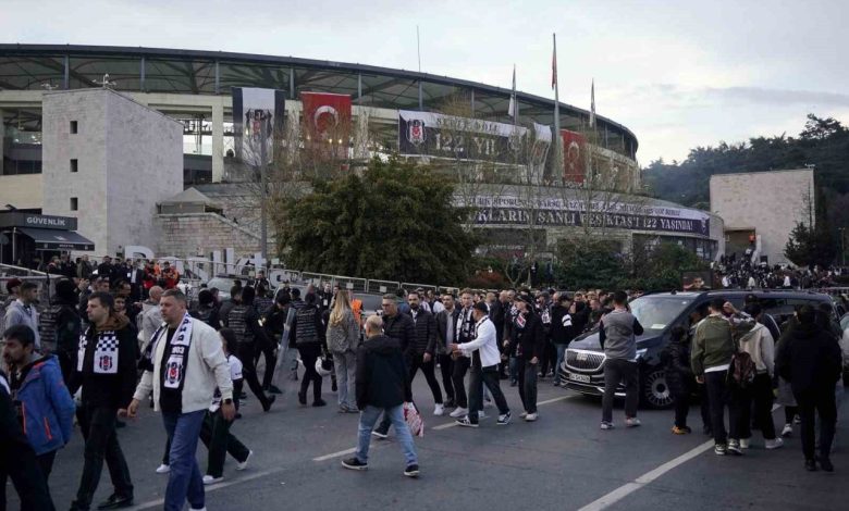 Beşiktaşlı taraftarlardan derbiye yoğun ilgi 1 besiktasli taraftarlardan derbiye yogun ilgi c2b66755a7b2 |