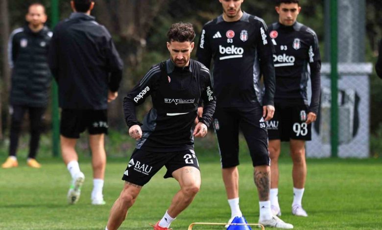 Beşiktaş’ta, Galatasaray derbisinin hazırlıkları devam etti 1 besiktasta galatasaray derbisinin hazirliklari devam etti e346cea2b8b7 |