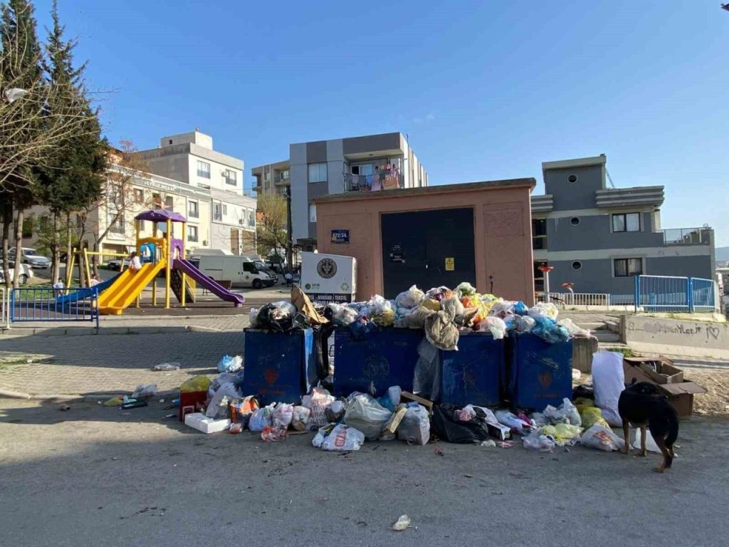 buca ramazan bayramini bu manzarayla karsiliyor 4f019b6d5bb1 |