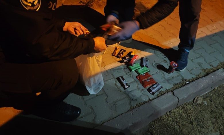 bufe hirsizlari bekciler tarafindan yakalandi bf24675e8080 |