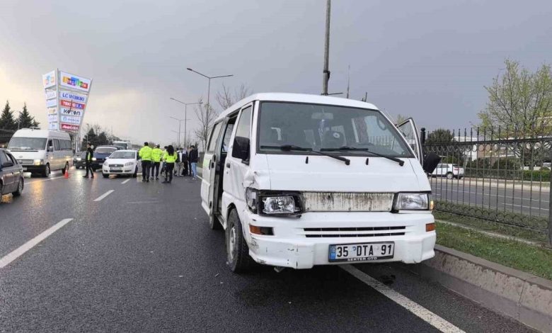 bursada 3 aracin karistigi kazada 4 kisi yaralandi 827da9b6e420 |