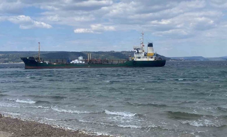 canakkale bogazinda atik tasima tankeri karaya oturdu a6401eb05a77 |