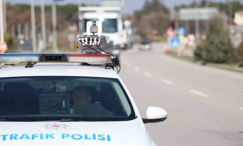 Çanakkale’de hız ihlali, yapay zeka destekli radar cihazıyla tespit ediliyor 1 canakkalede hiz ihlali yapay zeka destekli radar cihaziyla tespit ediliyor f6043ade2c61 |