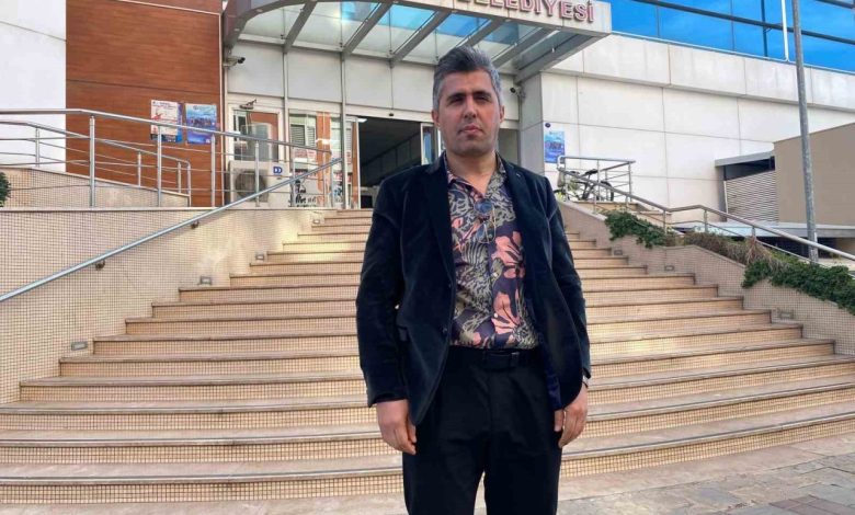 Çiğli Belediyesi çalışanlarından yerel muhabire darp iddiası 1 cigli belediyesi calisanlarindan yerel muhabire darp iddiasi 524b45b7b50b |