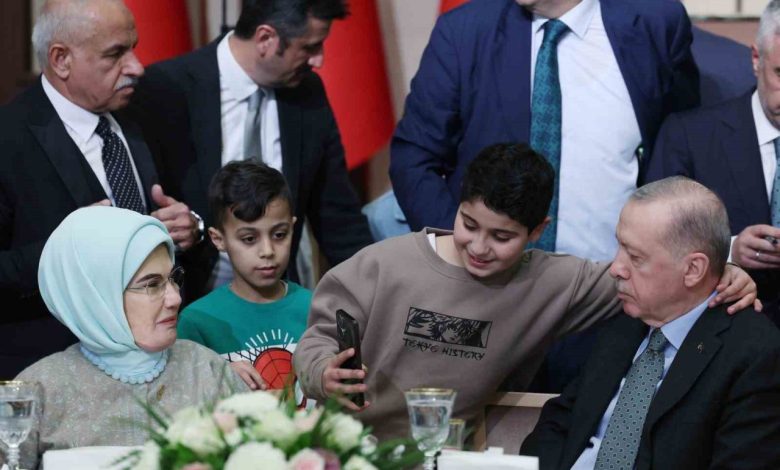 cumhurbaskani erdogan dun varilan mutabakatin eksiksiz uygulanmasi suriyenin guvenligine ve huzuruna hizmet edecektir 266e939b3ec6 |