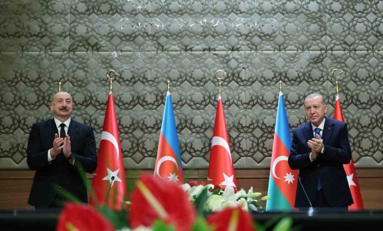 cumhurbaskani erdogan turkiye ve azerbaycan barisin huzurun ve refahin tarafindadir 9978813f7ad6 |