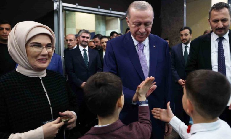cumhurbaskani erdogan turkiye yuzyili insallah siz cocuklarimizin da yuzyili olacak 22e1e35ac36d |