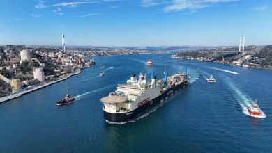 dev boru doseme gemisi castorone istanbul bogazindan gecti 3000e8fbe9a8 |