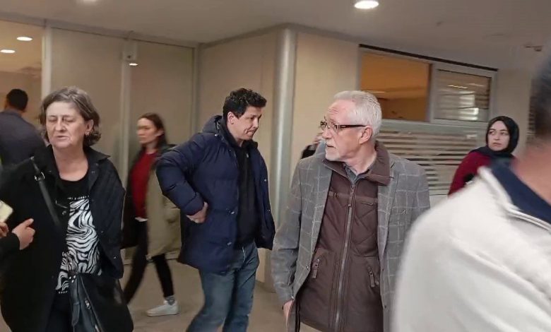 ece gurelin anne ve babasi adliyeye geldi 8a20c5c8b7f1 |