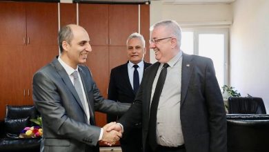 edremit belediye baskani mehmet ertastan saglik calisanlarina tip bayrami ziyareti 1fa40610d2fe |