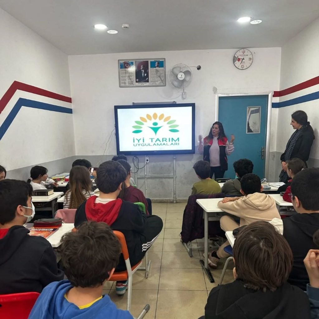 edremitte ogrencilere gida guvenligi ve organik tarim egitimi 37642acce68a |