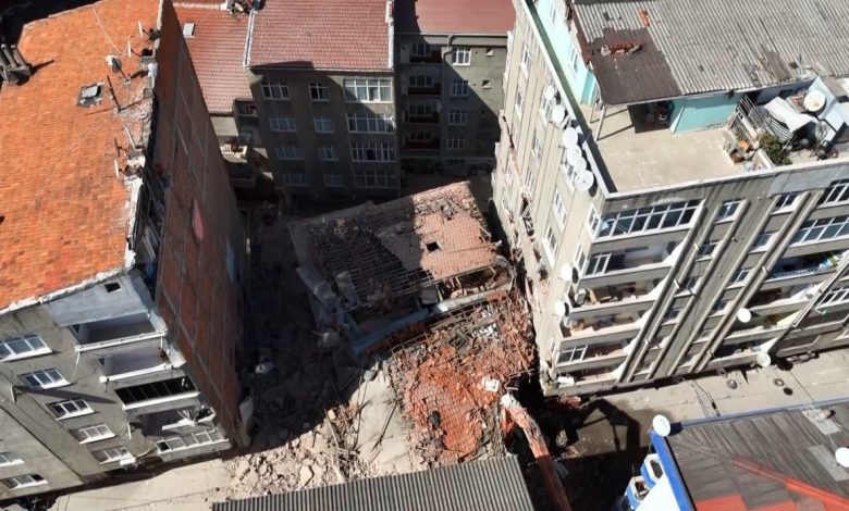 esenlerde coken 8 katli bina bitisigindeki 2 binaya zarar verdi binanin cokme ani kamerada 625d9052bb30 |