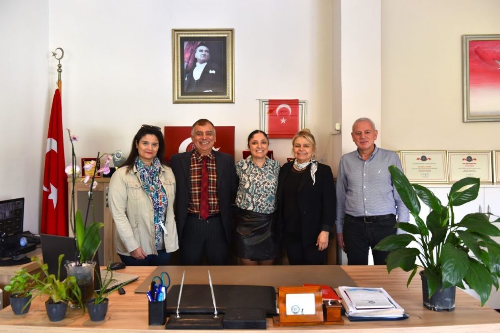 eu iletisim fakultesinde iki bolume 5 yillik tam akreditasyon 46046775af85 |