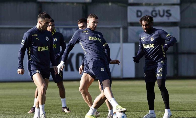 Fenerbahçe, Antalyaspor maçı hazırlıklarını tamamladı 1 fenerbahce antalyaspor maci hazirliklarini tamamladi 60a70980bfe2 |