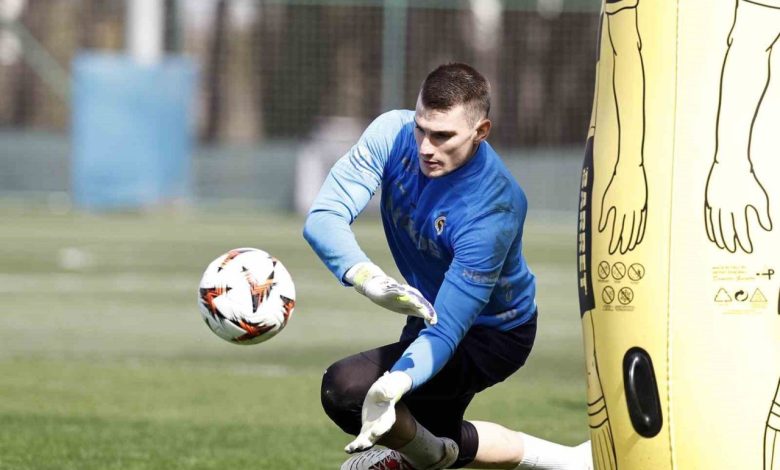 fenerbahce gunu calisarak gecirdi 23d541877c9b |