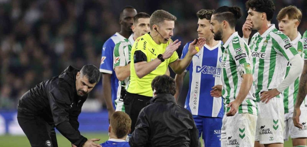 fenerbahce rangers macinda alejandro hernandez duduk calacak 3e0479769196 |