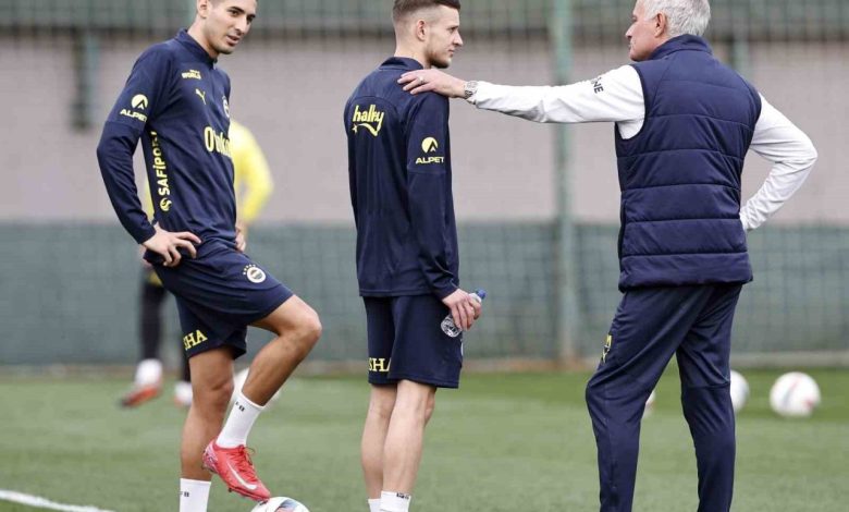 Fenerbahçe, Samsunspor maçı hazırlıklarını tamamladı 1 fenerbahce samsunspor maci hazirliklarini tamamladi 2b6c97c27b1f |