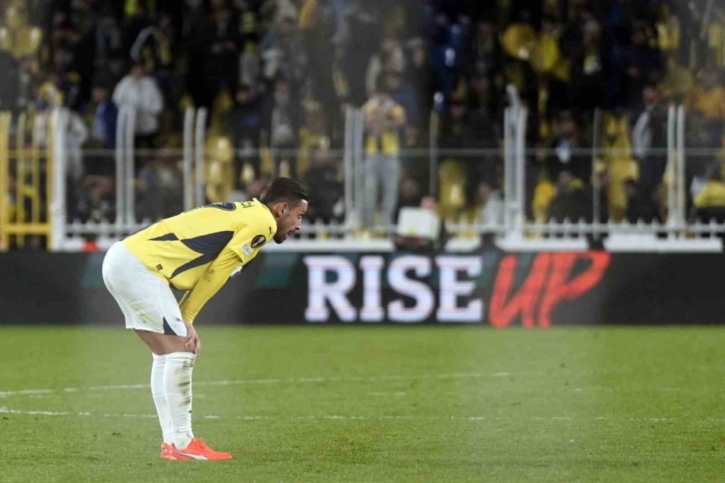 fenerbahcenin 18 maclik yenilmezlik serisi sona erdi 726db5ad486f |