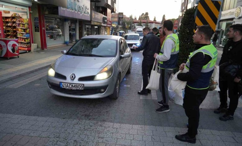 Gençlerden "İftara Beş Kala" etkinliği 1 genclerden iftara bes kala etkinligi ef344d40994f |