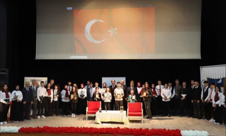 gonende istiklal marsinin 104 yilinda anlamli kutlama 46a50286c416 |