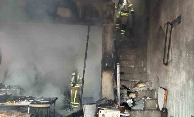 Gönen’de marangoz atölyesinde yangın 1 gonende marangoz atolyesinde yangin e0afad24d81e |