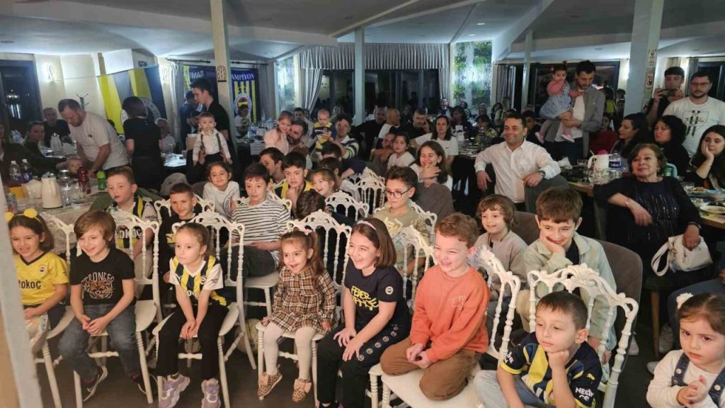 harbi fenerbahceliler iftar sofrasinda bulustu 7a787a641190 |