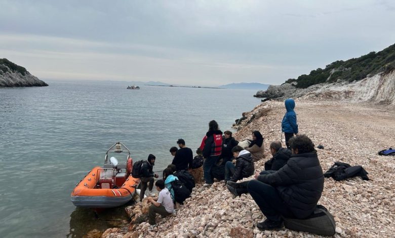 izmirde 24 gocmen ve 1 gocmen kacakcisi yakalandi 0731dcbec7ac |