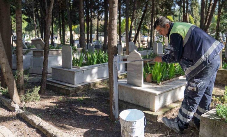 izmirde bayram oncesi mezarliklara ozel bakim 71ddf4c77b41 |