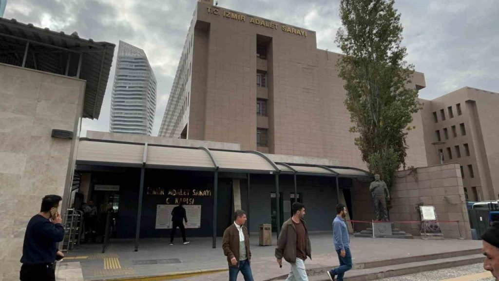 izmirde elektrik akimi faciasinda oktemay ailesi davadan cekildi a7d6418c6489 |