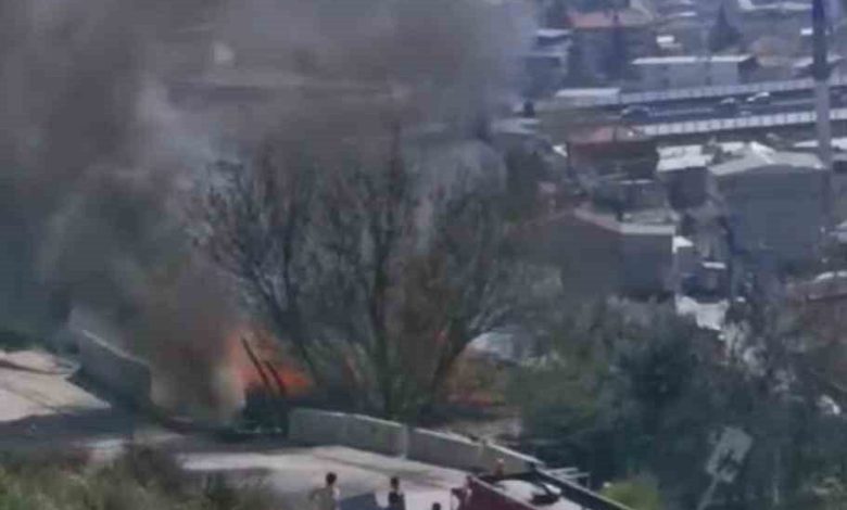 izmirde gecekondu alev alev yandi cf9681dbac33 |