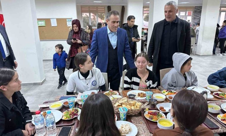 kaymakam memis imam hatiplilerle iftarda bulustu 023956df9608 |