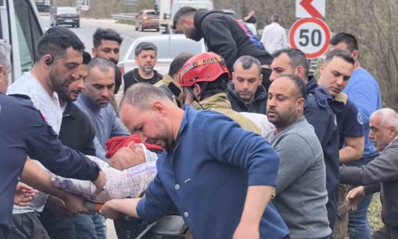 Kontrolden çıkan tır şarampole yuvarlandı: 1 yaralı 1 kontrolden cikan tir sarampole yuvarlandi 1 yarali a9e5f50e06fe |