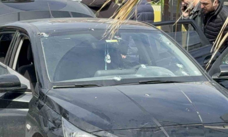 kucukcekmecede araca silahli saldiri 1 olu 1 yarali d63a2efe4202 |