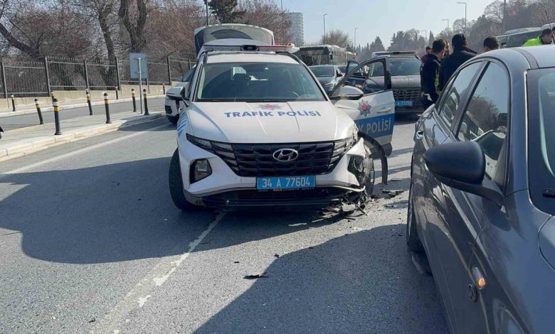 Küçükçekmece’de dur ihbarına uymayan sürücü polis aracına çarptı 1 kucukcekmecede dur ihbarina uymayan surucu polis aracina carpti 25c70f81fb71 |