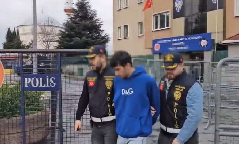 Küçükçekmece’de iki ayrı yere silahlı saldırı düzenleyen şahıslar yakalandı 1 kucukcekmecede iki ayri yere silahli saldiri duzenleyen sahislar yakalandi be9a75dbed12 |