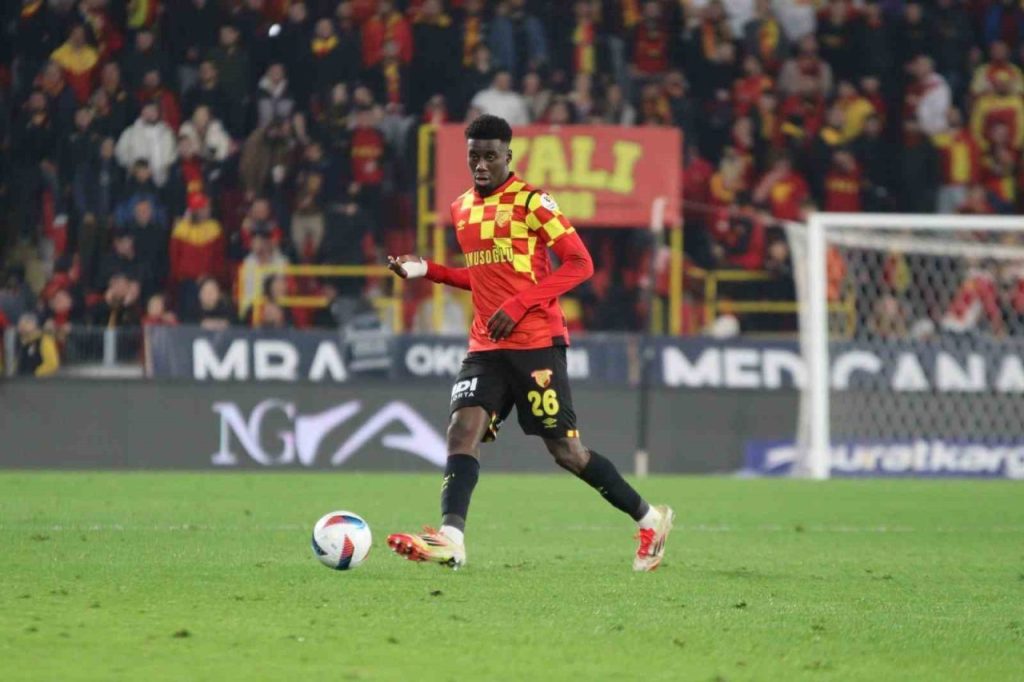 malcom bokele tereddut etmeden goztepeye imza attim fa49d530516c |