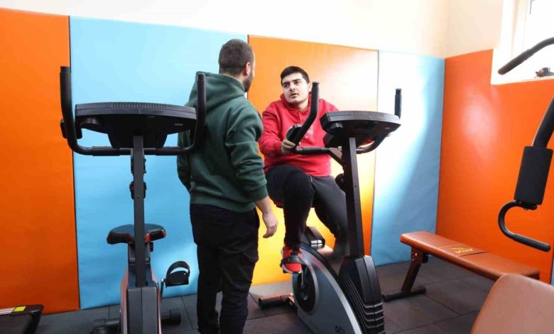 Otizmli Arda’dan iyi haber: Eğitimlerine devam ediyor 1 otizmli ardadan iyi haber egitimlerine devam ediyor 4b4b3b2caae4 |