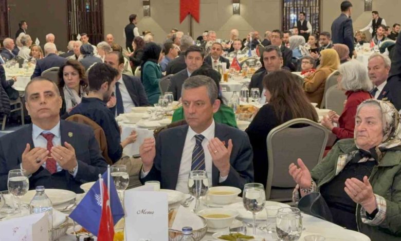 ozgur ozel sehit aileleri ve gazilerle iftar programinda bulustu 173b7217bf84 |