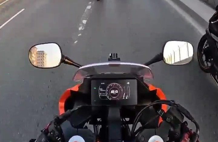 Pendik’te motosiklet sürücüleri şakalaşırken kaza yaptı: 1 yaralı 1 pendikte motosiklet suruculeri sakalasirken kaza yapti 1 yarali d51f2c42cb2c |