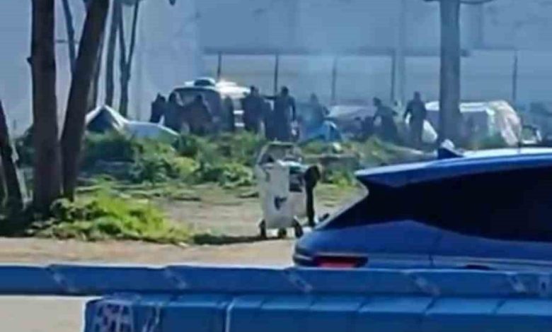 tasli sopali kavga kamerada 4716a0fa6fd2 |