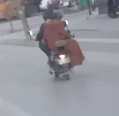 Tehlikeli yolculuk kamerada 1 tehlikeli yolculuk kamerada ab9bf6aeacf2 |