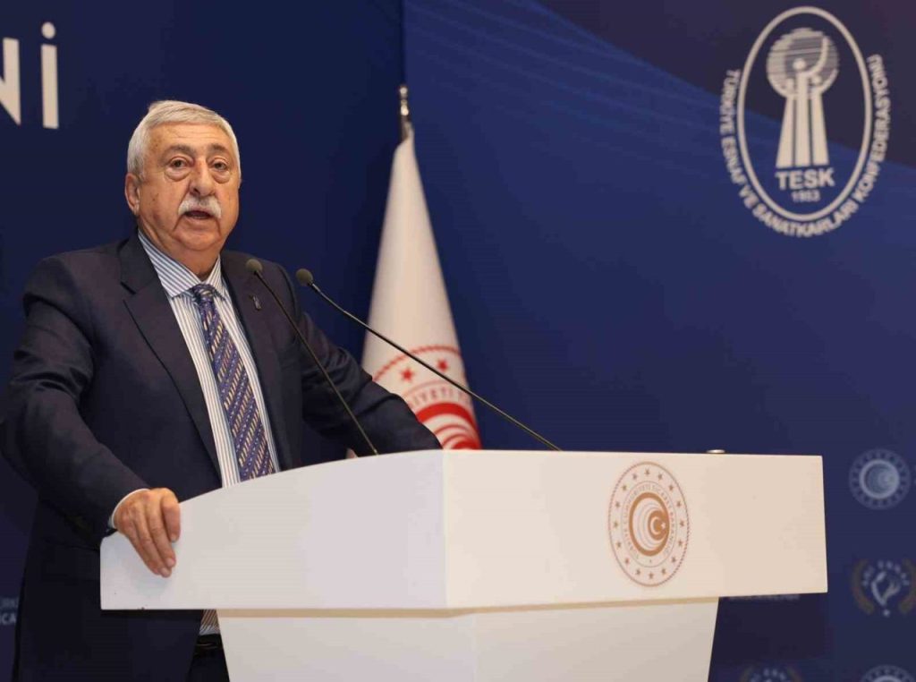 tesk genel baskani palandoken faizlerde yapilacak indirim ekonomiyi canlandiracagi gibi enflasyonun da asagi gelmesine katki saglayacaktir 29dd40d48539 |