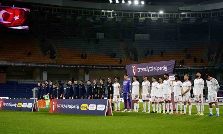 Trendyol Süper Lig: Başakşehir: 1 - Sivasspor: 0 (Maç devam ediyor) 1 trendyol super lig basaksehir 1 sivasspor 0 mac devam ediyor 987a73db0660 |