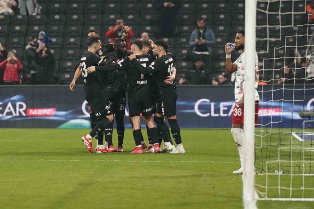 trendyol super lig besiktas 1 gaziantep fk 0 ilk yari cba7e5671feb |