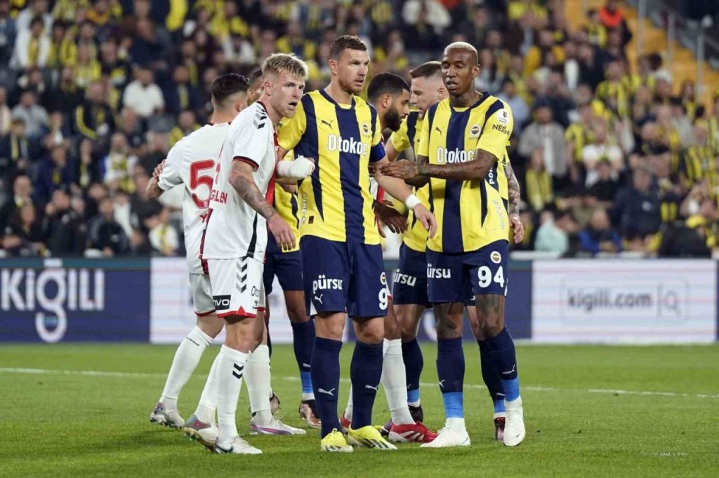 trendyol super lig fenerbahce 0 samsunspor 0 ilk yari 85217a6f0b31 |